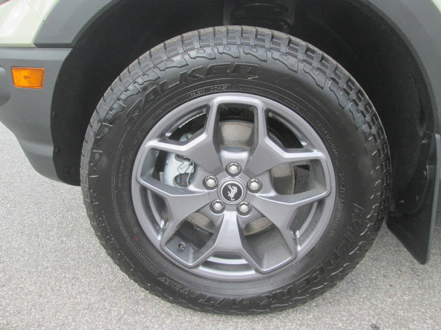 2024 Ford Bronco Badlands 4WD Sport photo