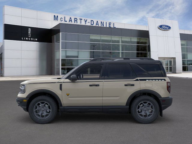 2024 Ford Bronco Badlands 4WD Sport photo