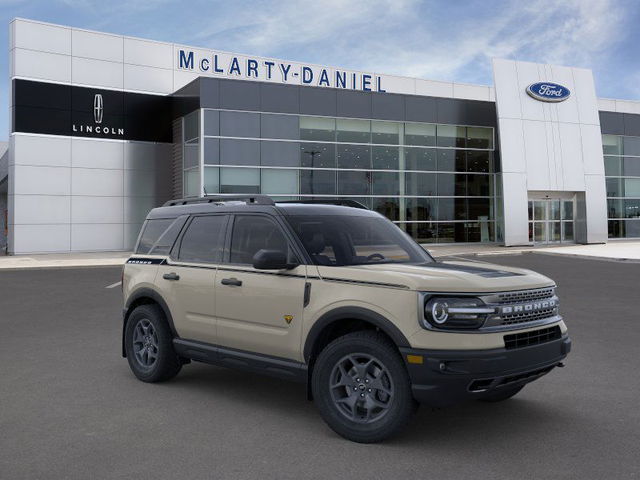 2024 Ford Bronco Badlands 4WD Sport photo