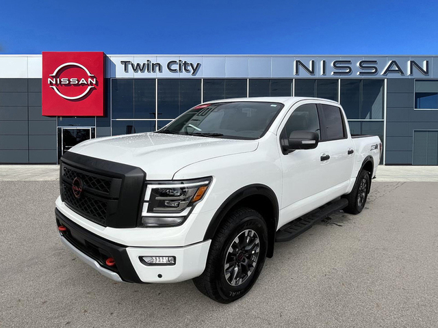 2024 Nissan Titan PRO-4X 4WD photo