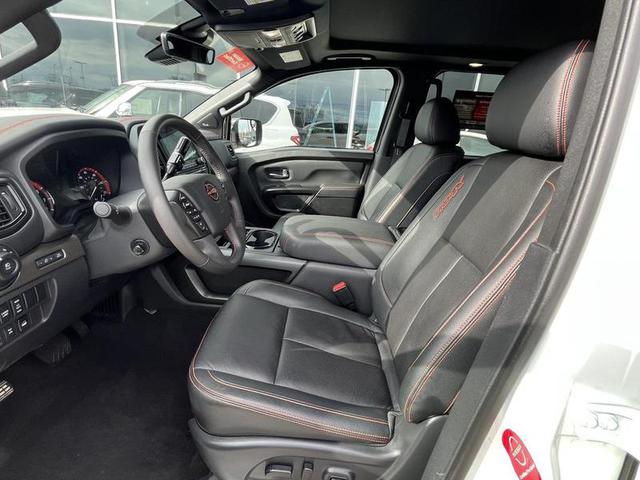 2024 Nissan Titan PRO-4X 4WD photo