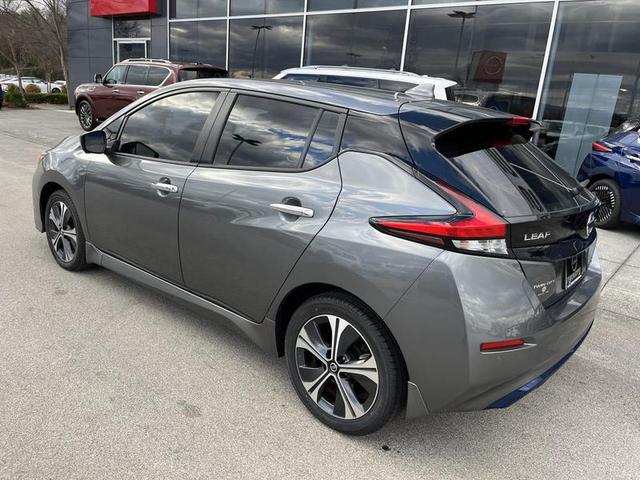 2021 Nissan LEAF SV PLUS photo