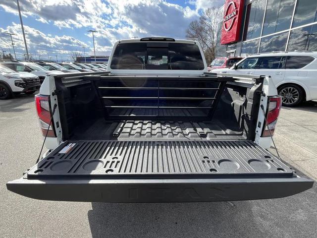 2021 Nissan Titan PRO-4X 4WD photo