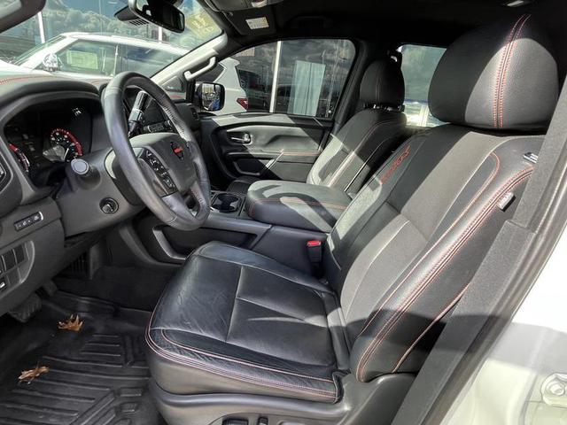 2021 Nissan Titan PRO-4X 4WD photo