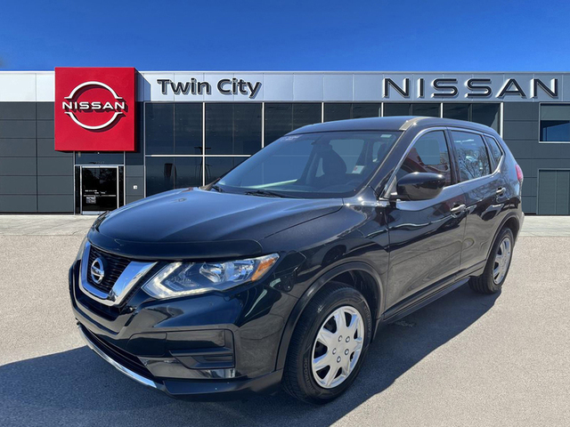 2017 Nissan Rogue S FWD photo