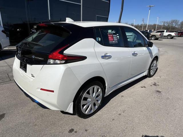 2020 Nissan LEAF SL PLUS photo