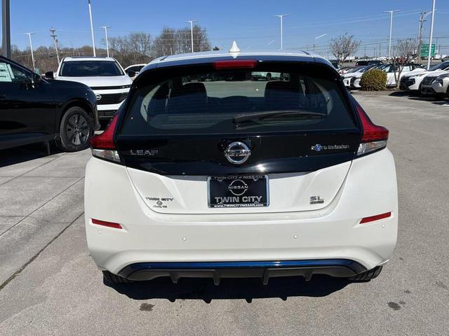 2020 Nissan LEAF SL PLUS photo