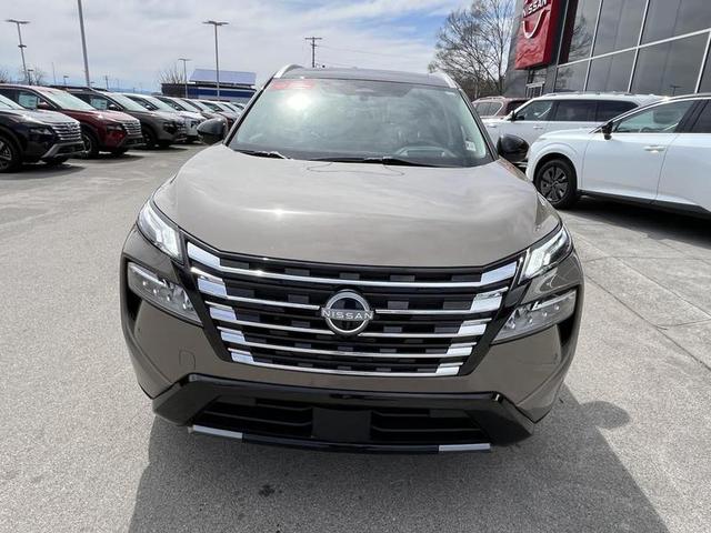 2024 Nissan Rogue Platinum AWD photo