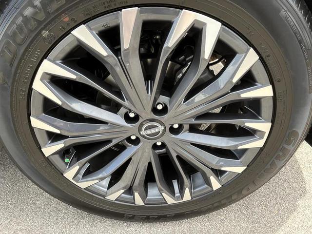2024 Nissan Rogue Platinum AWD photo