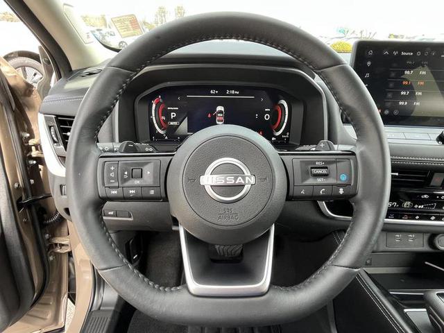 2024 Nissan Rogue Platinum AWD photo