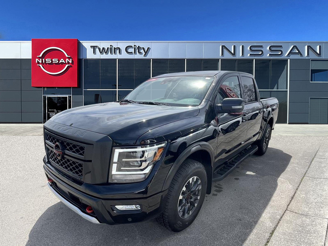 2024 Nissan Titan PRO-4X 4WD photo