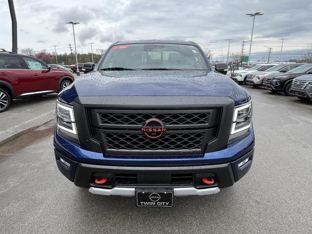 2023 Nissan Titan PRO-4X 4WD photo