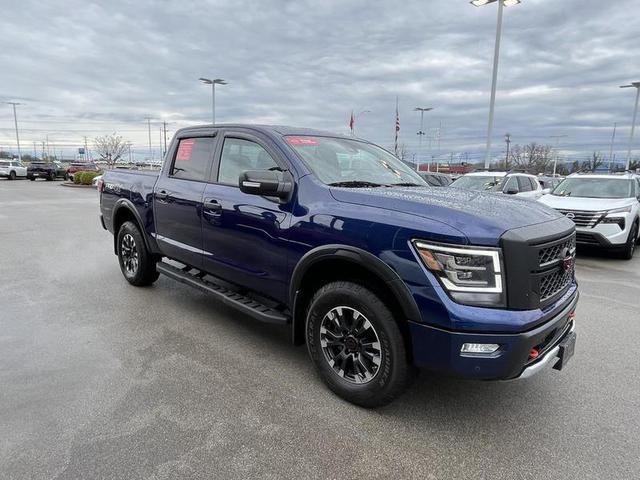 2023 Nissan Titan PRO-4X 4WD photo