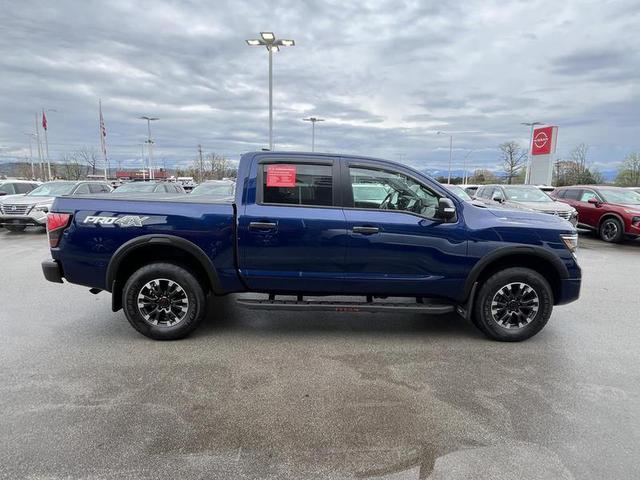 2023 Nissan Titan PRO-4X 4WD photo