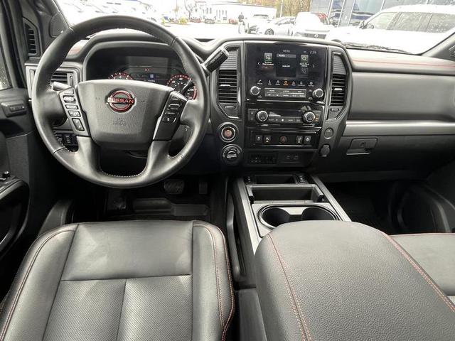 2023 Nissan Titan PRO-4X 4WD photo