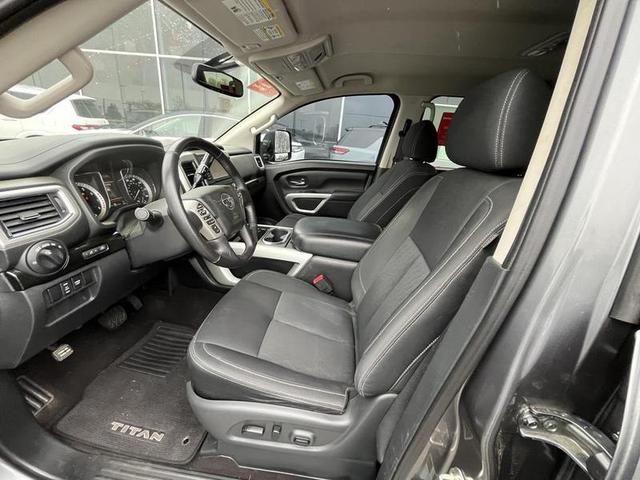 2019 Nissan Titan SV 4WD photo