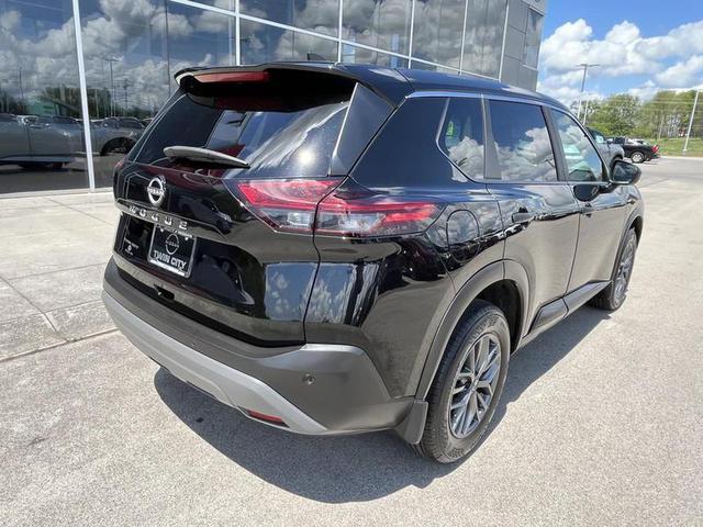 2023 Nissan Rogue S FWD photo