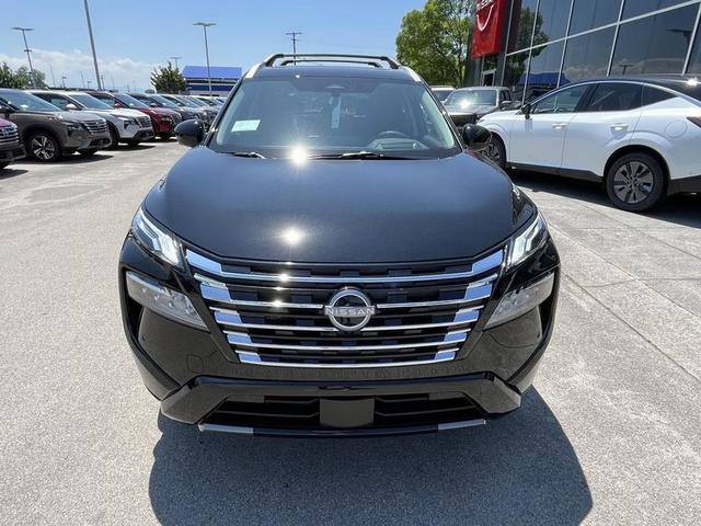 2025 Nissan Rogue Platinum FWD photo