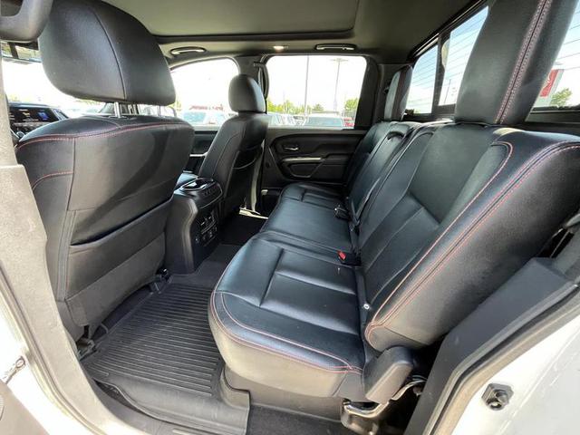 2023 Nissan Titan PRO-4X 4WD photo