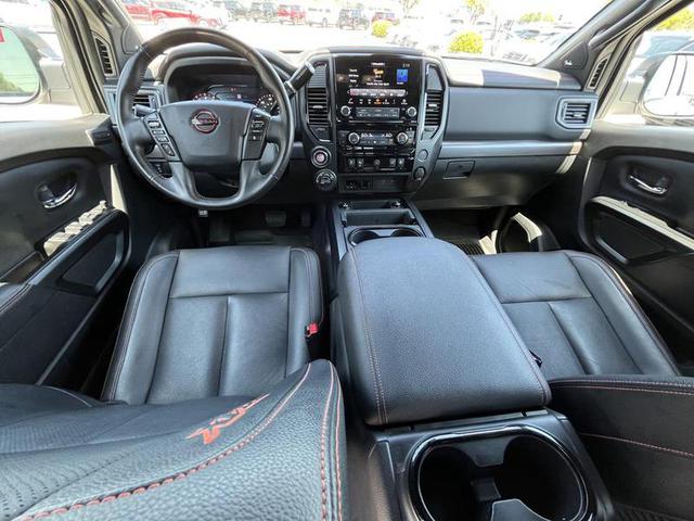2023 Nissan Titan PRO-4X 4WD photo