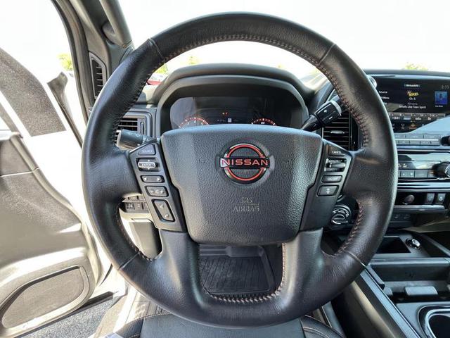 2023 Nissan Titan PRO-4X 4WD photo