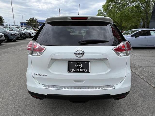2016 Nissan Rogue S FWD photo