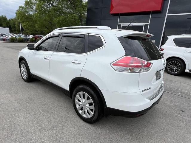 2016 Nissan Rogue S FWD photo