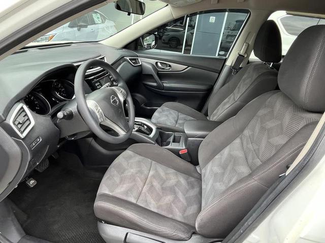 2016 Nissan Rogue S FWD photo