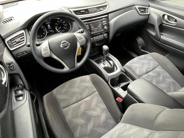 2016 Nissan Rogue S FWD photo