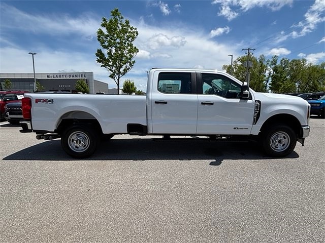 2025 Ford F-250 XL SD 4WD 6.75ft Box photo