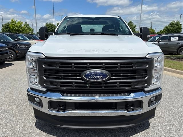 2025 Ford F-250 XL SD 4WD 6.75ft Box photo