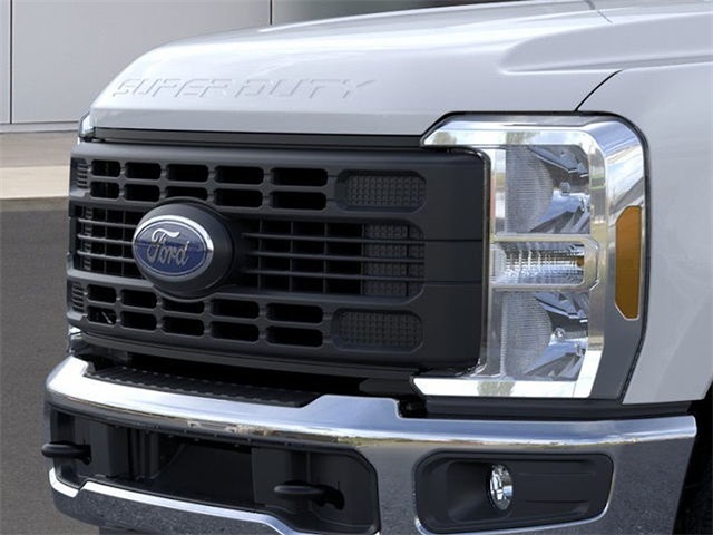 2025 Ford F-250 XL SD 4WD 6.75ft Box photo
