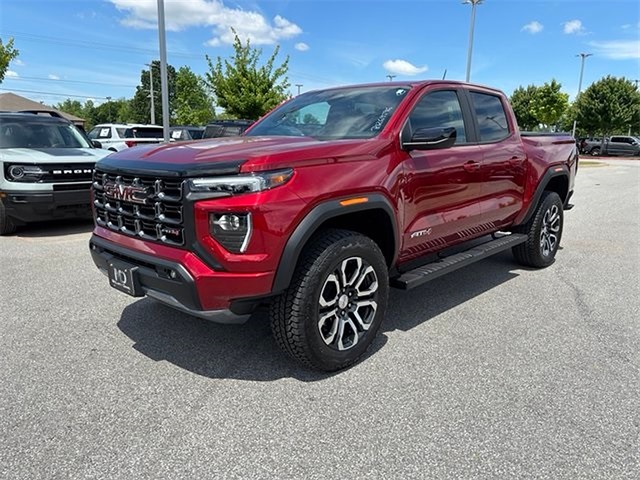 2023 GMC Canyon AT4 4WD photo