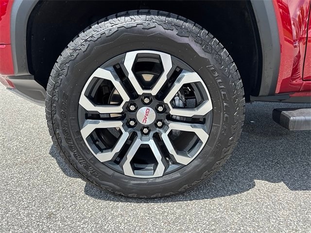 2023 GMC Canyon AT4 4WD photo
