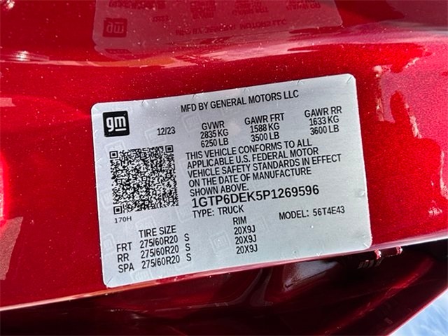2023 GMC Canyon AT4 4WD photo