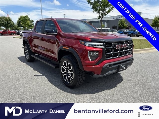 The 2023 GMC Canyon AT4 4WD photos