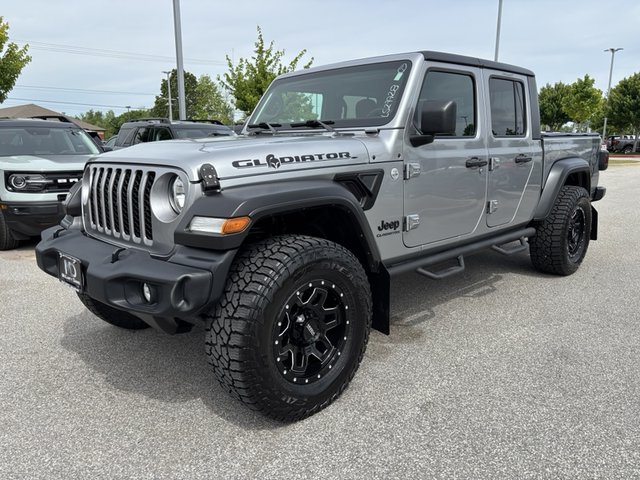 2021 Jeep Gladiator Sport 4WD photo