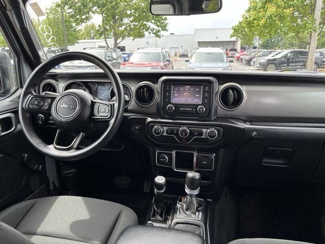 2021 Jeep Gladiator Sport 4WD photo