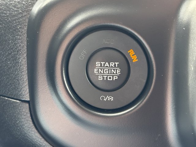 2021 Jeep Gladiator Sport 4WD photo