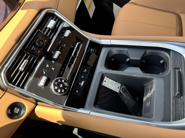 2025 Nissan Armada SL 4WD photo