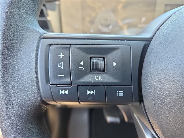 2025 Nissan Kicks SV AWD photo