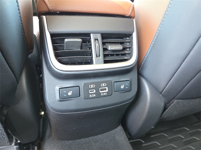 2023 Subaru Outback Touring photo