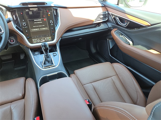 2023 Subaru Outback Touring photo