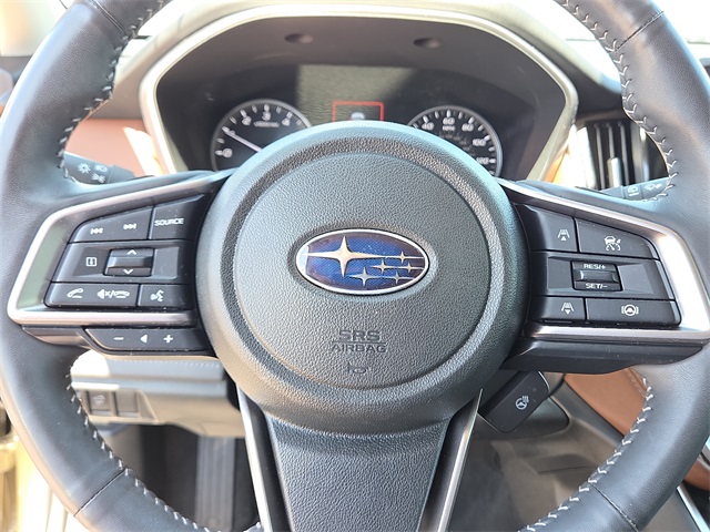 2023 Subaru Outback Touring photo
