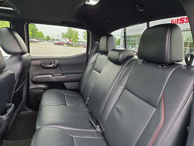 2021 Toyota Tacoma 4WD 5ft Bed photo