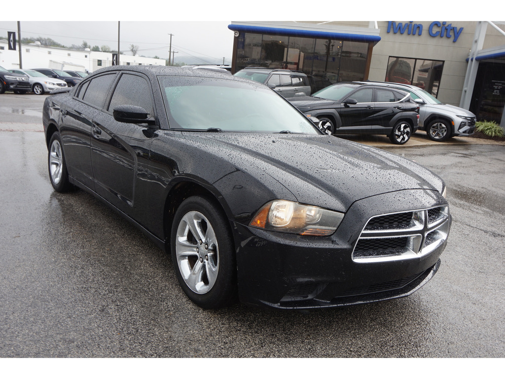 2014 Dodge Charger SE 2