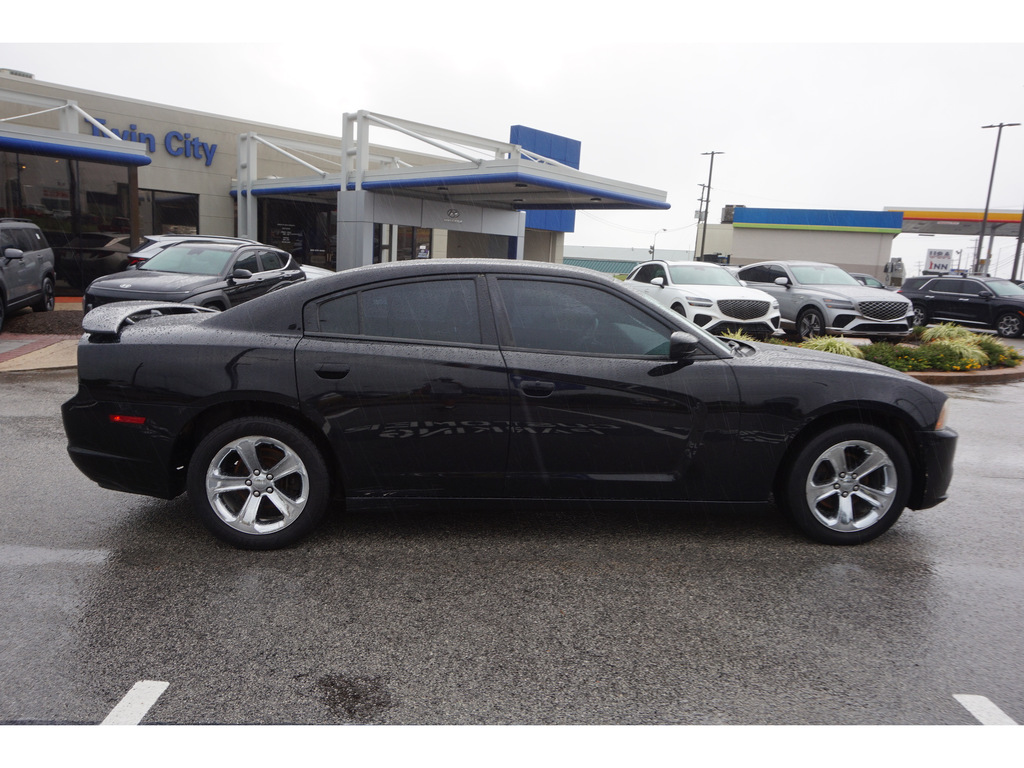 2014 Dodge Charger SE 3